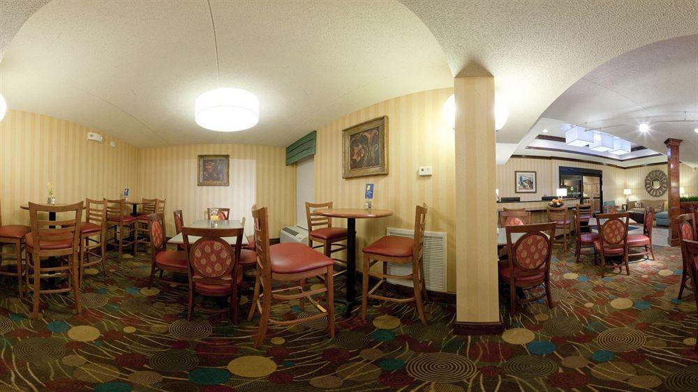Holiday Inn Express Danville By Ihg מראה חיצוני תמונה